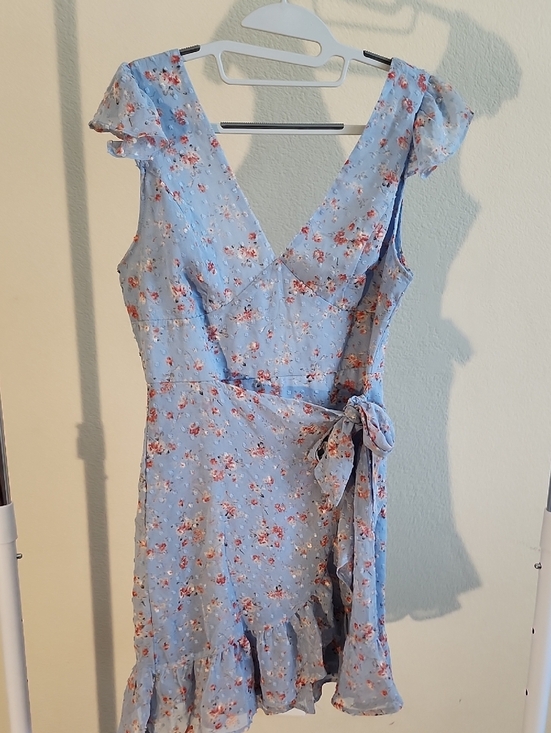 Dee Elly Dresses & Skirts - dee elly Light Blue Top with Soft Texture B.